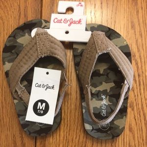 NWT cat & jack flip flops